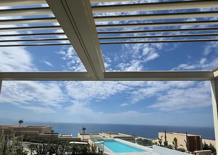 Even Greencoast Palasë